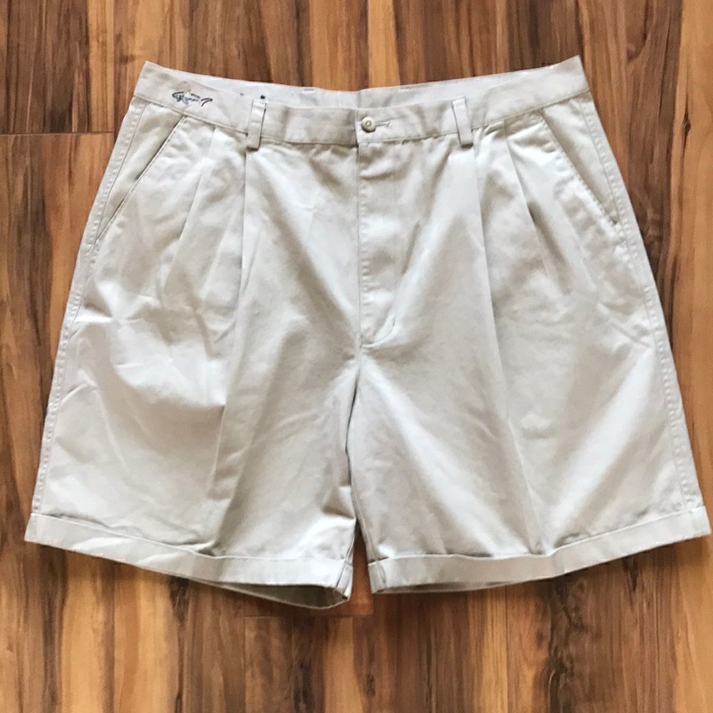 Greg Norman Mens Khaki Shorts